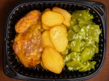 Carrilladas en salsa de mostaza y miel con soja.